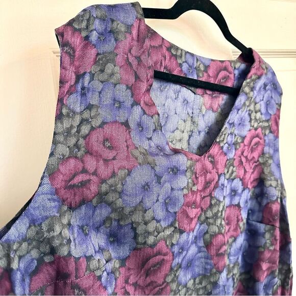 Purple and blue floral pullover vest - Picture 4 of 4